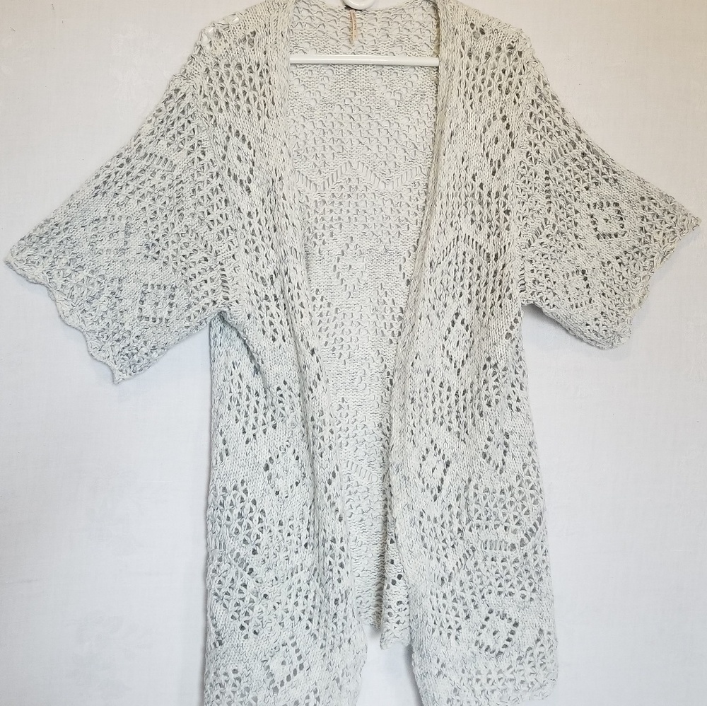 Women's Knit White & Blue Sweater